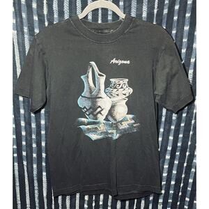 Vintage Arizona pottery tee